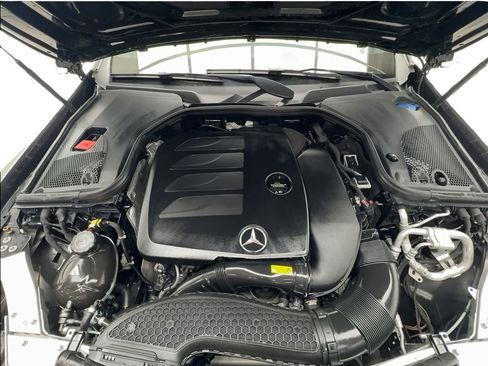 Used 2023 Mercedes-Benz E 350 4MATIC Sedan image 17