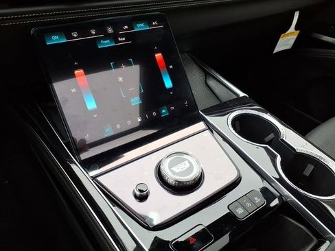 New 2026 Cadillac Escalade Sport w/ LPO, ONYX Package image 32