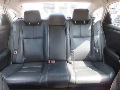 Used 2016 Toyota Avalon Limited w/ Toyota Safety Sense Package FWD image 21