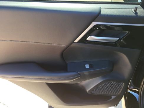 New 2026 Nissan Rogue SL AWD/4WD image 16