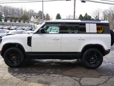 Used 2025 Land Rover Defender 110 S image 11