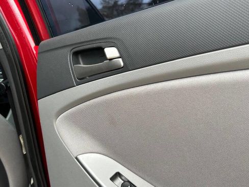 Used 2016 Hyundai Accent SE image 35