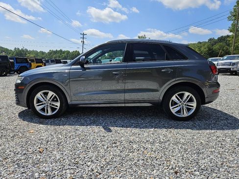 Used 2018 Audi Q3 2.0T Premium w/ Convenience Package AWD/4WD image 5