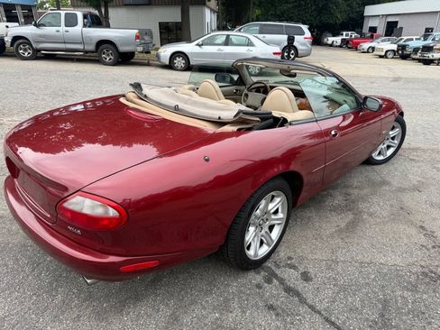 Used 2000 Jaguar XK8 Convertible RWD image 25