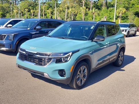 Certified 2024 Kia Seltos S AWD/4WD image 3