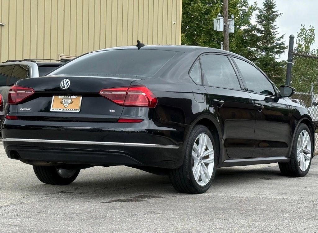 Used 2019 Volkswagen Passat 2.0T Wolfsburg w/ Wheels & Sunroof Package FWD image 5