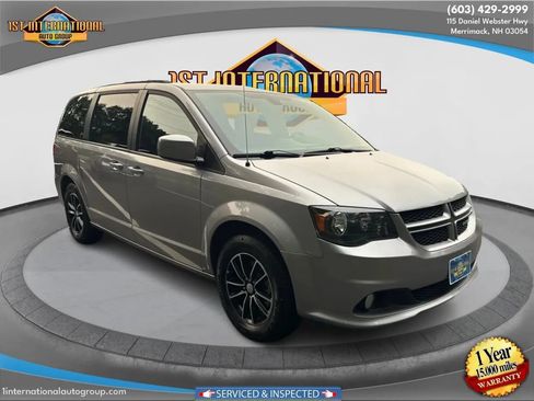 Used 2019 Dodge Grand Caravan GT FWD image 2