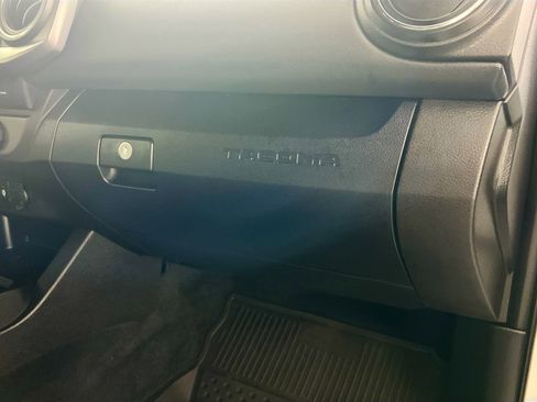 Used 2023 Toyota Tacoma TRD Off-Road image 35