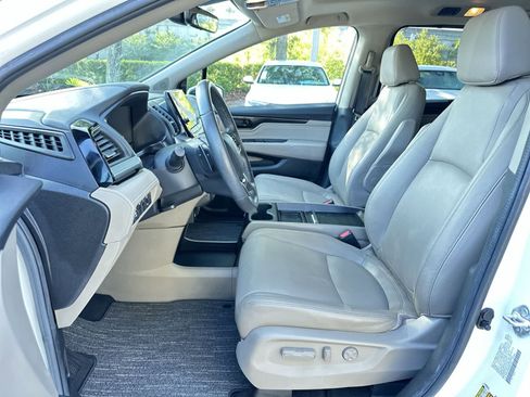 Used 2024 Honda Odyssey Touring image 13