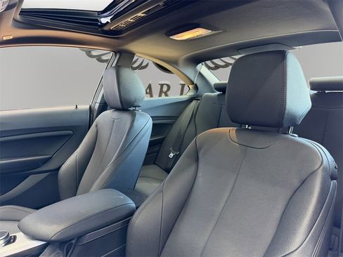 Used 2018 BMW M240i xDrive M240i image 9