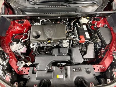 Certified 2025 Toyota RAV4 XLE AWD/4WD image 30