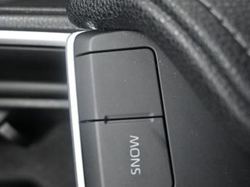 Used 2025 Toyota Grand Highlander FWD image 22