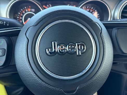 Used 2023 Jeep Gladiator Sport w/ Trailer Tow Package image 29