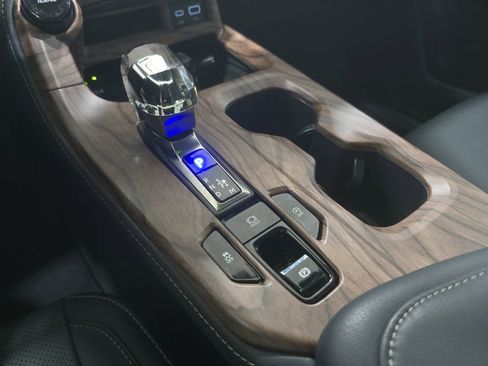 Used 2025 Lexus NX 250 250 Premium w/ Towing Package (2000 Lbs) image 24