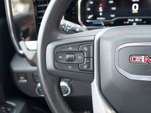 Used 2025 GMC Sierra 1500 SLT AWD/4WD image 6