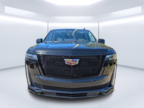 Used 2022 Cadillac Escalade ESV Sport Platinum image 8
