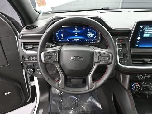 Used 2022 Chevrolet Suburban RST w/ Luxury Package AWD/4WD image 32