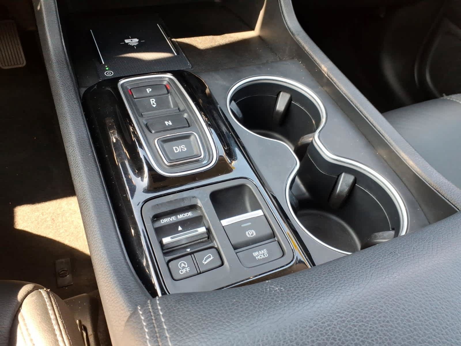 Used 2024 Honda Pilot Touring image 21