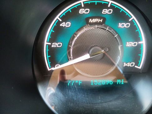 Used 2009 Chevrolet Malibu LTZ w/ HFV6 Engine Package image 18