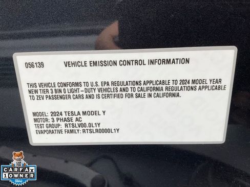 Used 2024 Tesla Model Y 2WD image 12