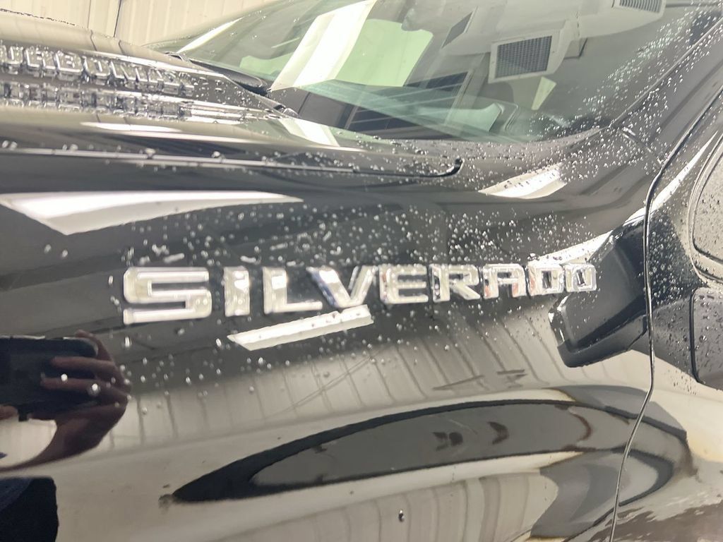 Used 2026 Chevrolet Silverado 1500 LT AWD/4WD image 26