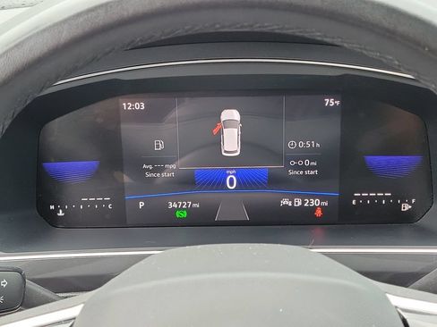 Used 2023 Volkswagen Tiguan SE R-Line FWD image 28