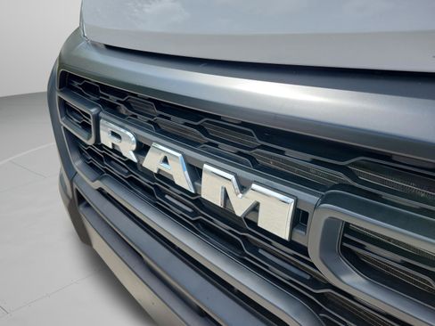 Used 2025 RAM ProMaster 2500 w/ Convenience Group FWD image 30