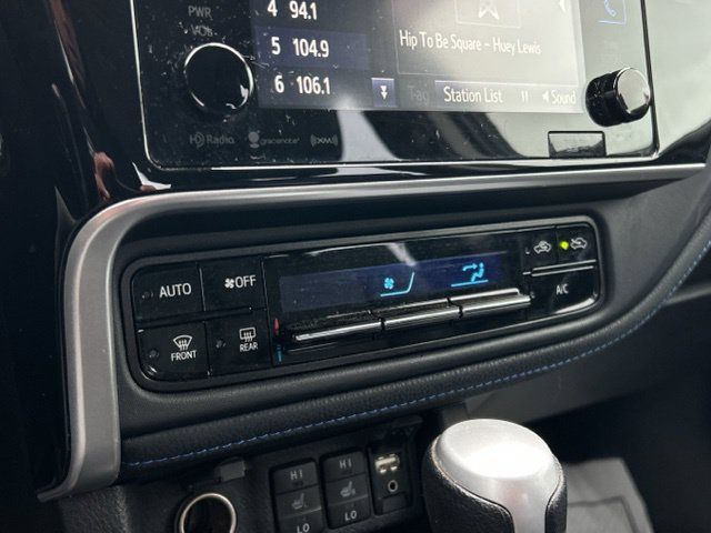 Used 2019 Toyota Corolla XSE FWD image 40