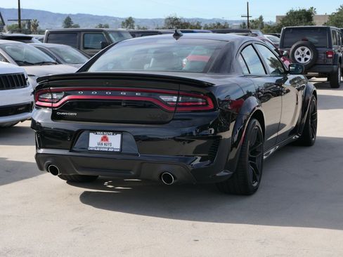 Used 2022 Dodge Charger SRT Hellcat image 3