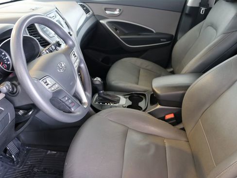 Used 2016 Hyundai Santa Fe Sport image 17