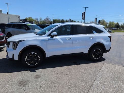New 2026 Kia Sorento S AWD/4WD image 4