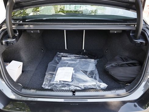 New 2027 BMW i5 eDrive40 RWD image 31