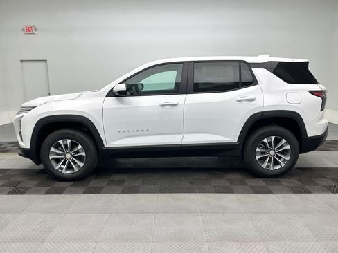 New 2026 Chevrolet Equinox LT AWD/4WD image 2