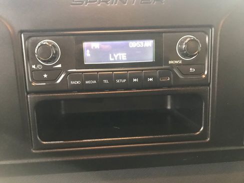 Used 2021 Mercedes-Benz Sprinter 144 Cargo image 17