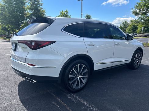 Used 2026 Acura MDX FWD w/ Technology Package image 9