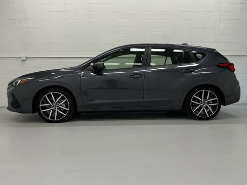 Used 2024 Subaru Impreza 2.0i Sport AWD/4WD image 3