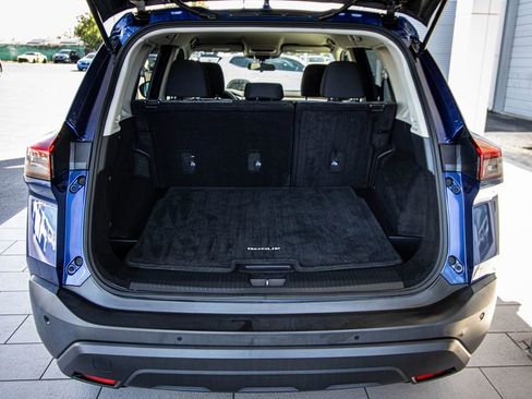 Used 2021 Nissan Rogue S image 17