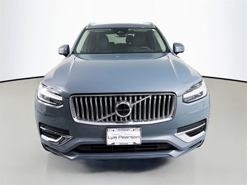 Used 2023 Volvo XC90 T8 Plus w/ Protection Package Premier image 6