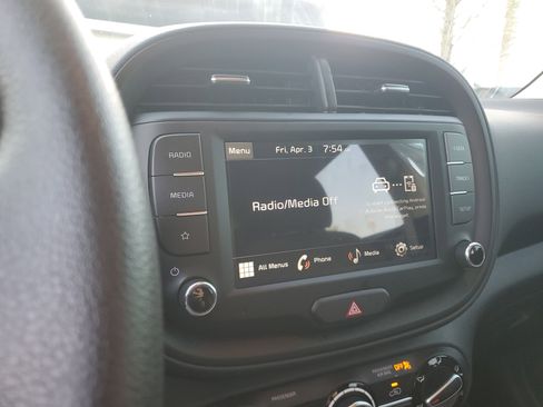 Used 2025 Kia Soul LX w/ LX Technology Package image 20