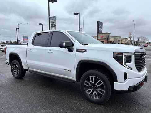 Used 2023 GMC Sierra 1500 AT4 w/ Technology Package AWD/4WD image 1