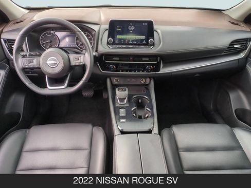 Used 2022 Nissan Rogue SV w/ SV Premium Package FWD image 13