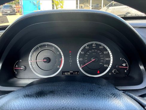 Used 2011 Honda Accord LX-P image 21