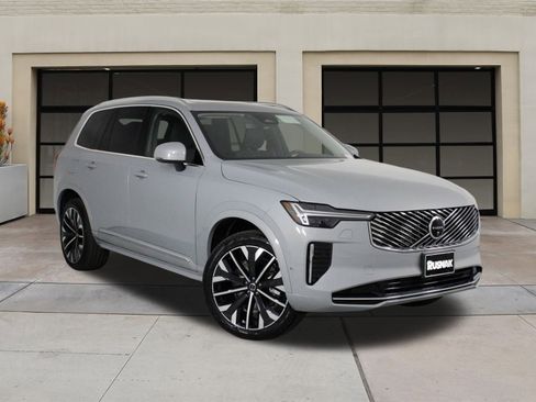 New 2026 Volvo XC90 B5 Plus image 19