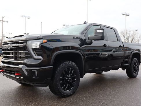 New 2026 Chevrolet Silverado 2500 LT w/ Trail Boss Package image 9