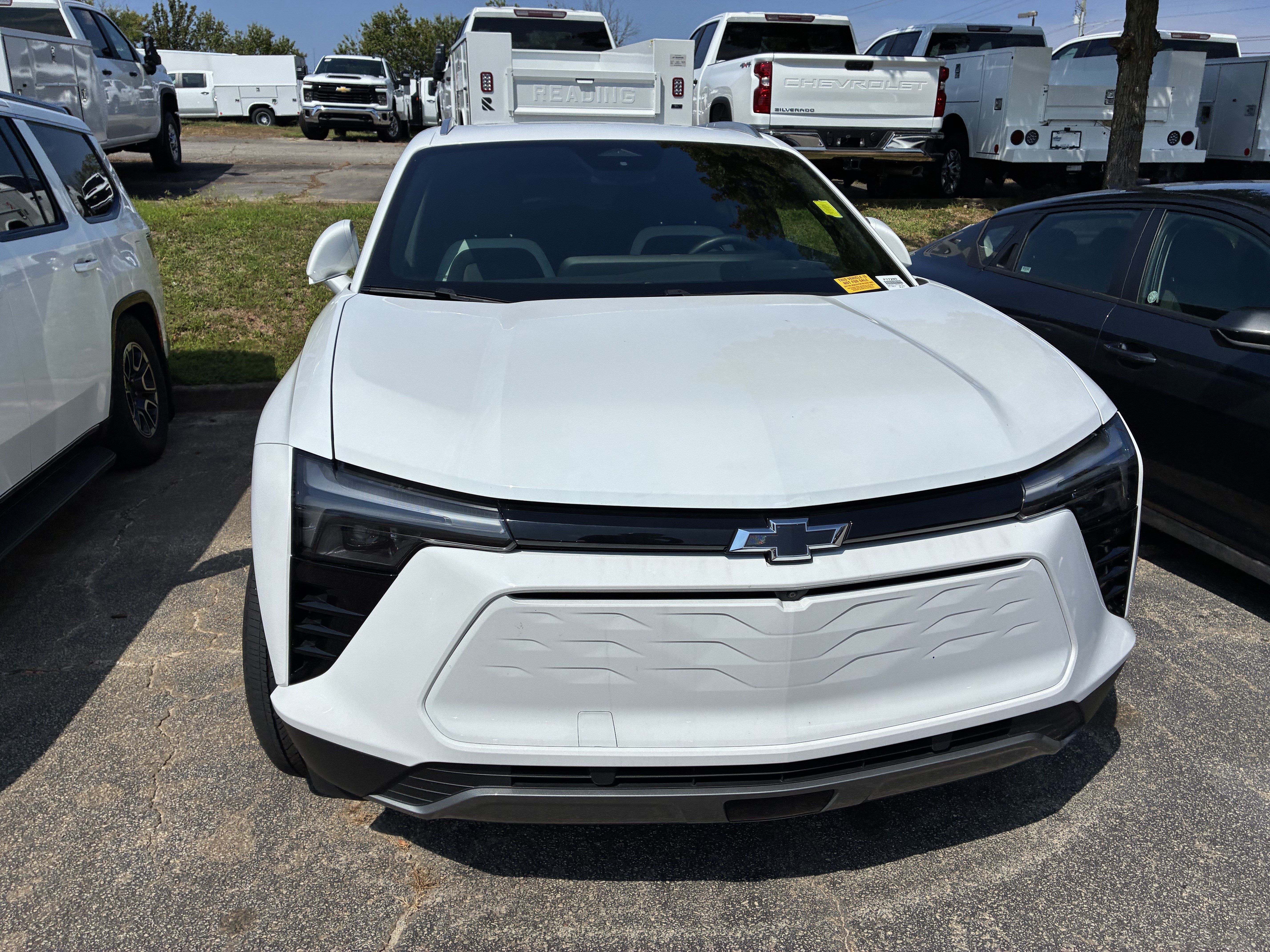 Used 2024 Chevrolet Blazer EV LT AWD/4WD image 2