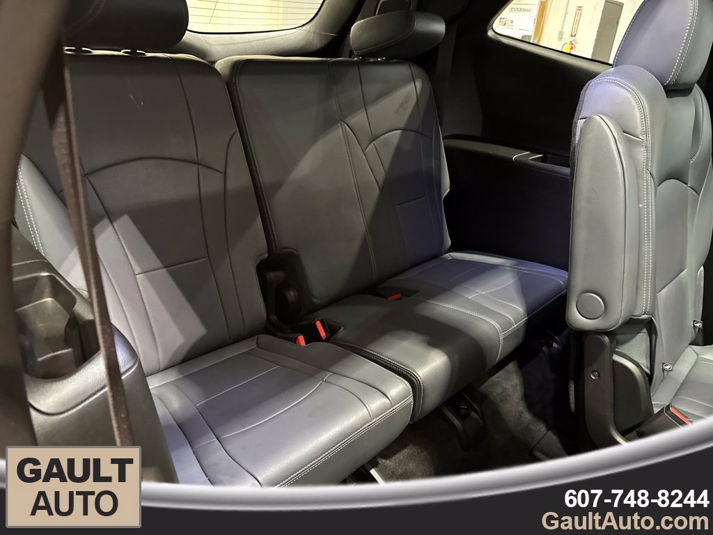 Certified 2024 Buick Enclave Essence w/ Experience Buick Package AWD/4WD image 21