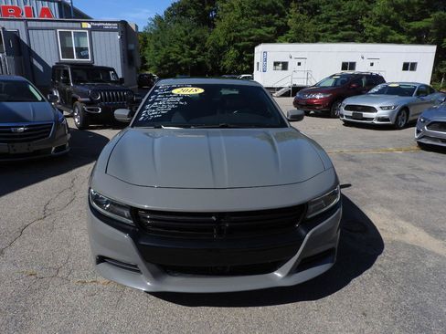 Used 2018 Dodge Charger GT AWD/4WD image 2
