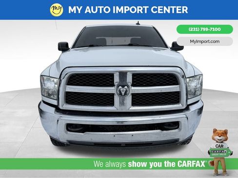 Used 2017 RAM 2500 SLT image 2