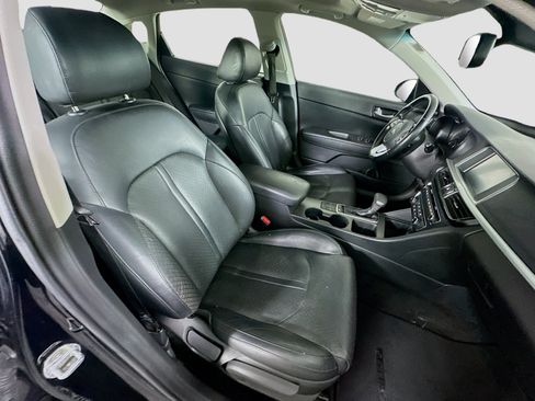 Used 2020 Kia Optima SE FWD image 30