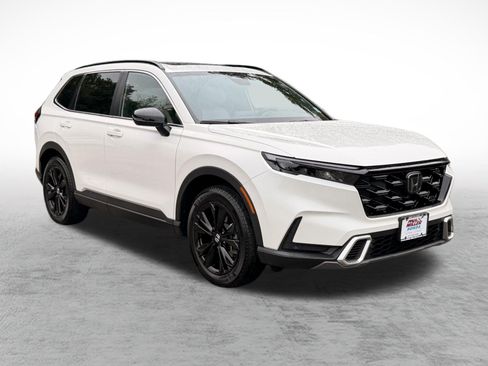 Certified 2025 Honda CR-V Sport Touring image 3